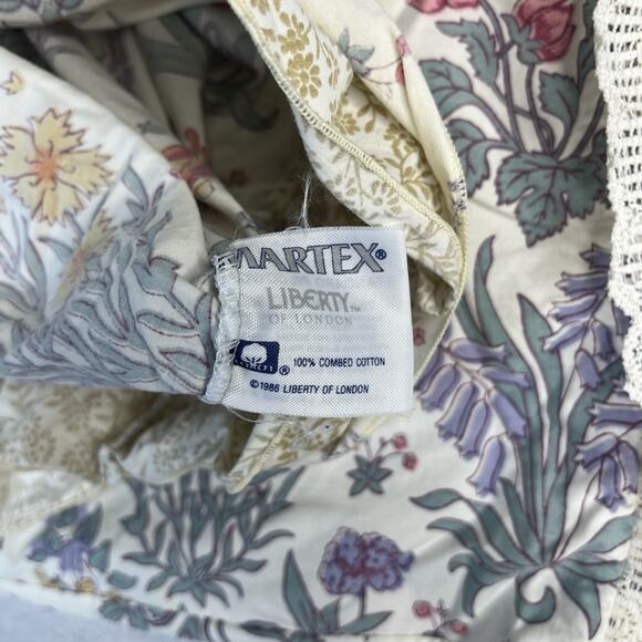 Vintage Martex Liberty Of London Standard Shams Set of 2 Floral Ruffle Edge - Picture 5 of 6